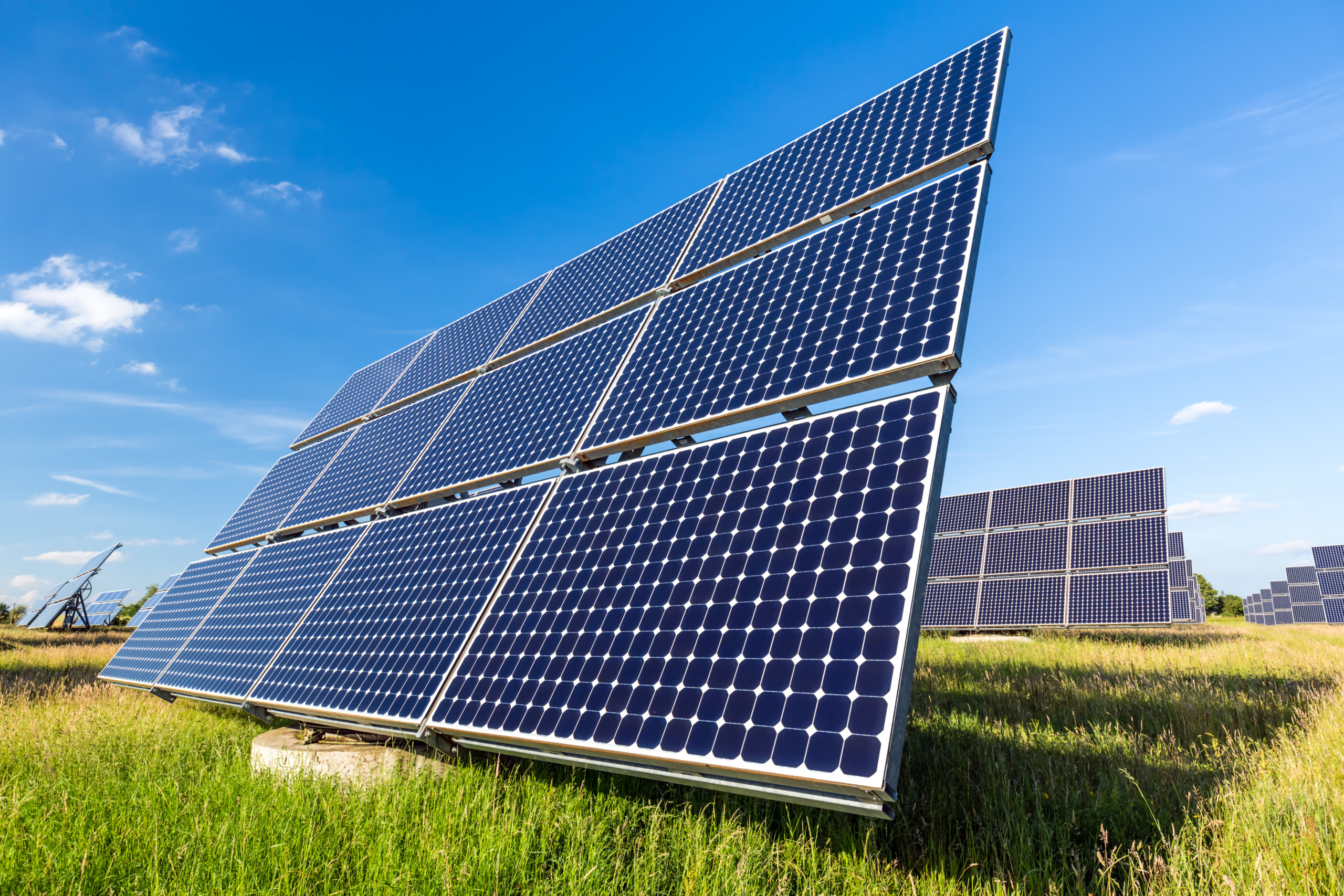 evergy-to-build-10-mw-solar-array-at-power-plant-in-kansas-city