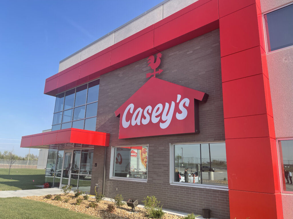 Casey's New Joplin Distribution Center Is Key to Its Supply Chain