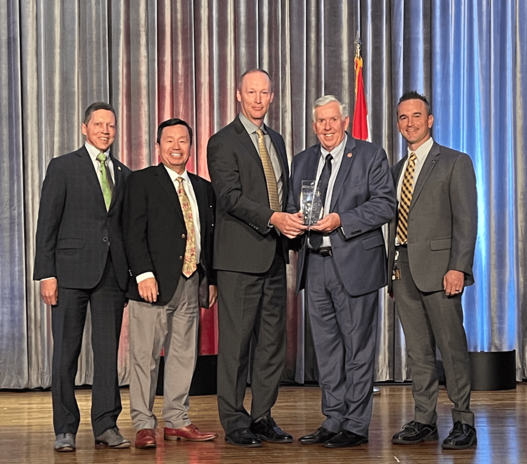 University of Missouri Research Reactor (MURR) wins Hawthorn Foundation Project of the Year Award